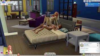 Sims 4 granny