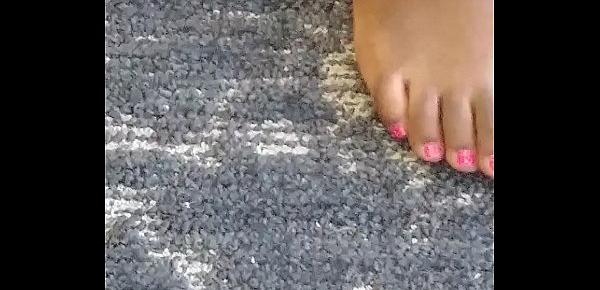 best of Toes ebony pink