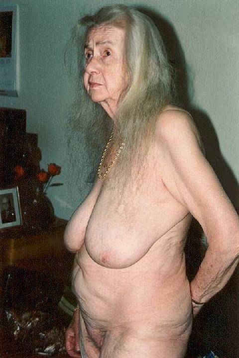Grandma saggy tits