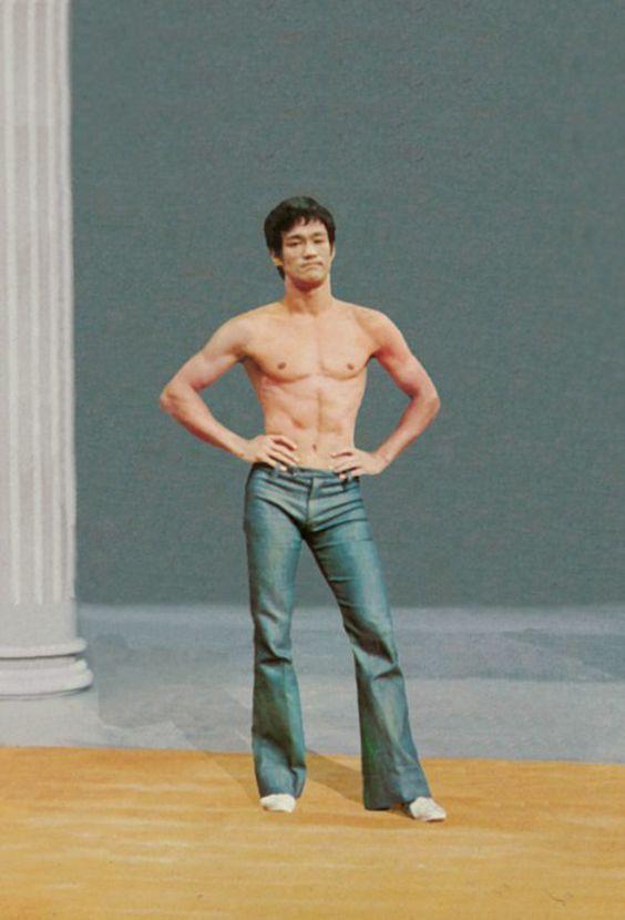Susie Q. reccomend Bruce lee naked