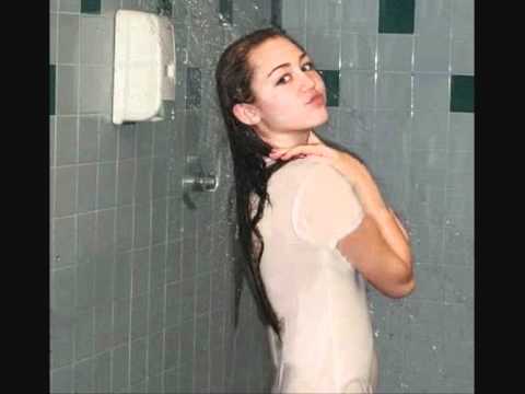 Miley cyrus naked in the shower